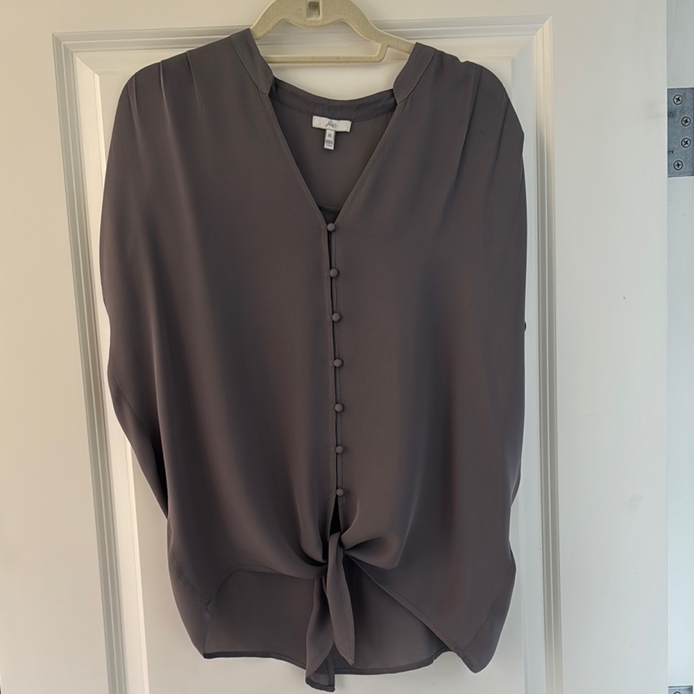 Elegant Joie Gray Women's Top